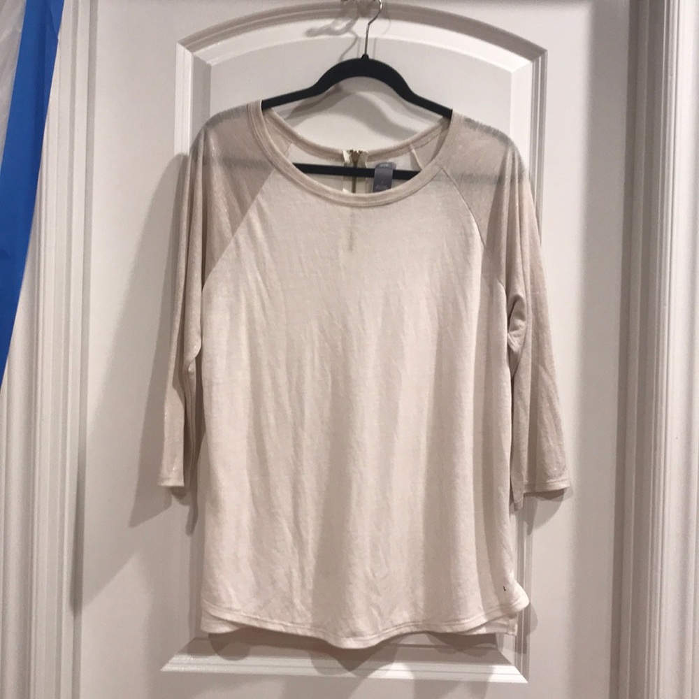 NWOT Aerie Top ivory w/ gold shimmer 3/4 Sleeve- L